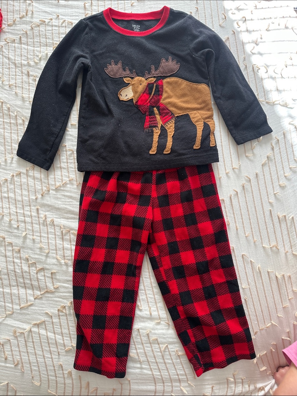 Kids Moose Appliqué Pajama Set in Black and Red